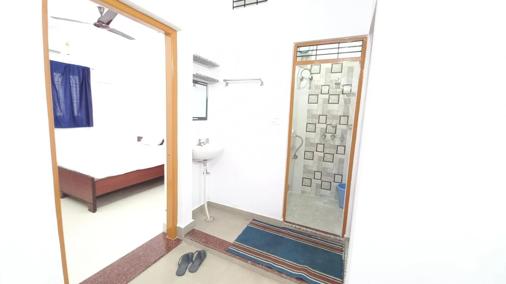 Mahadev Home Stay Varanasi India