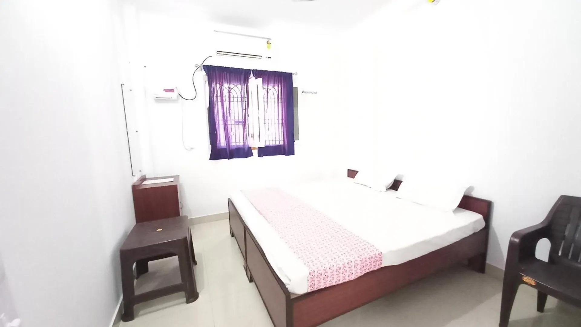Mahadev Home Stay Varanasi 0*,  India